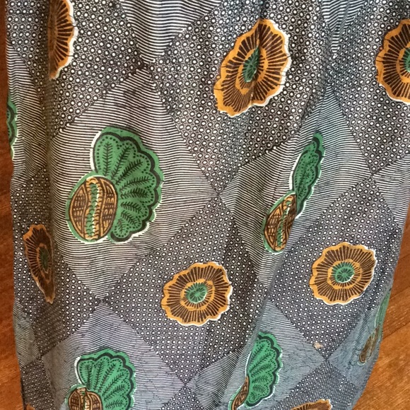 Amazing African fabric handmade maxi skirt - Picture 2 of 3